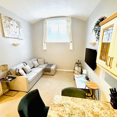 County House City Centre With Parking Sleeps 4 Йорк Экстерьер фото